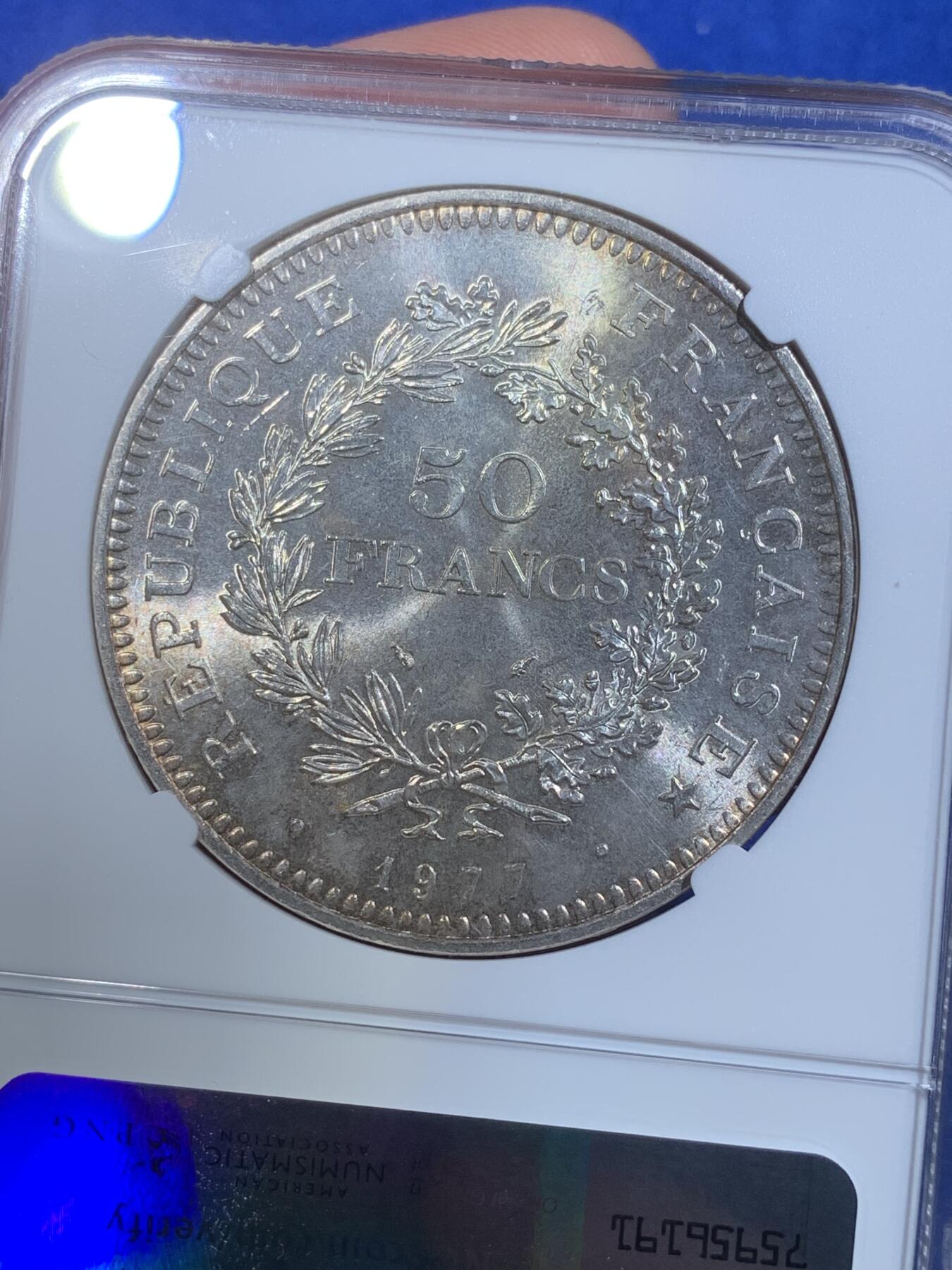 《竞宝斋》第269场- 周日，周一，周二  3场连拍 （全场包邮） NGC MS64 法国1977年大力神50法郎银币