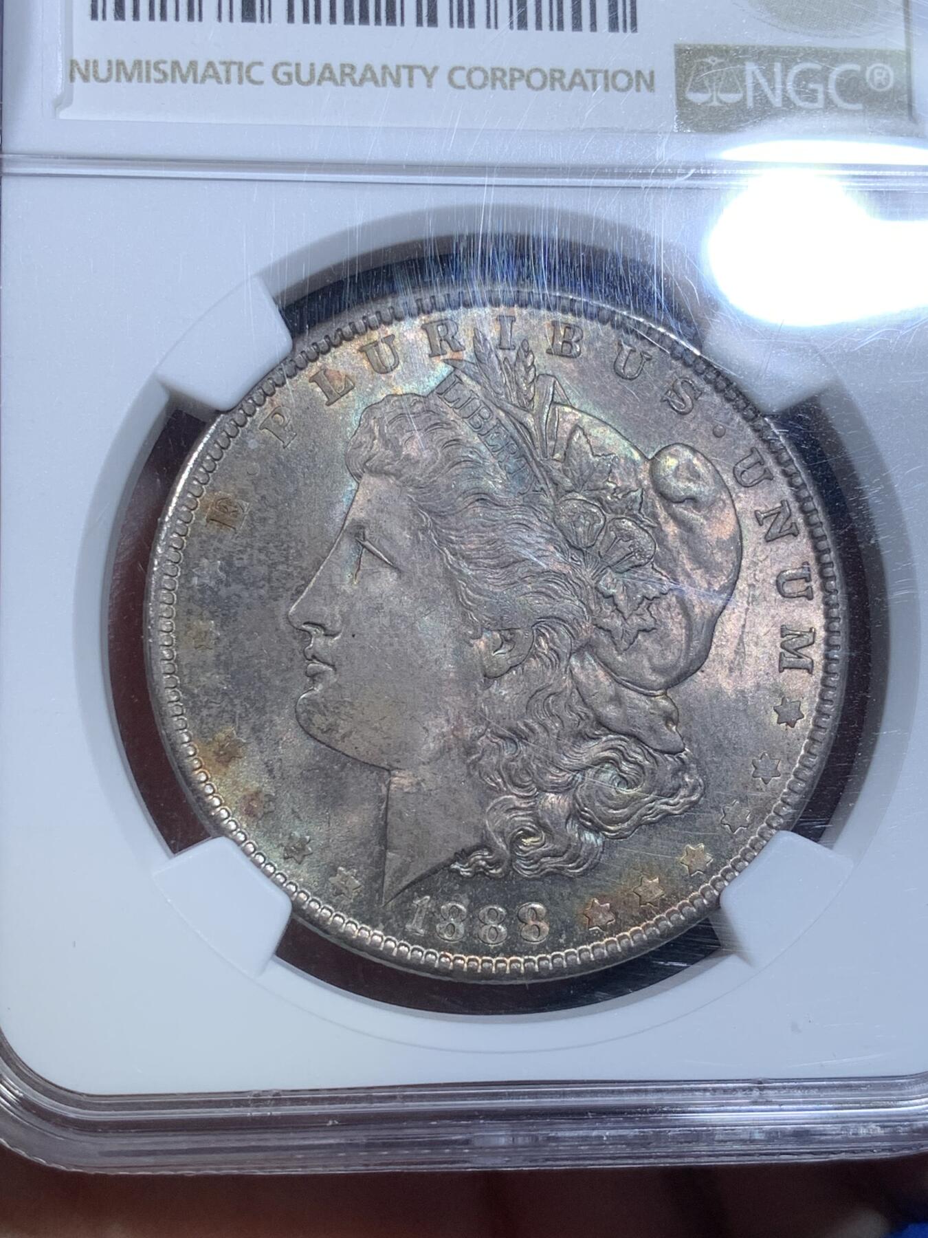 《竞宝斋》第269场- 周日，周一，周二  3场连拍 （全场包邮） NGC MS64 美国 1888年 摩根银币 原味五彩 美轮美奂