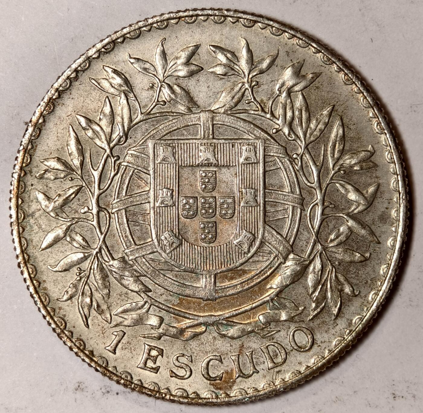 紫瑗钱币——第352期拍卖 葡萄牙 1915年 自由女神 1埃斯库多 25克 0.835银