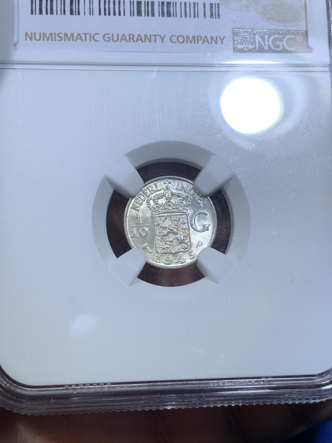 《竞宝斋》第269场- 周日，周一，周二  3场连拍 （全场包邮） NGC MS64 1945年P版 荷属东印度 1/10盾银币