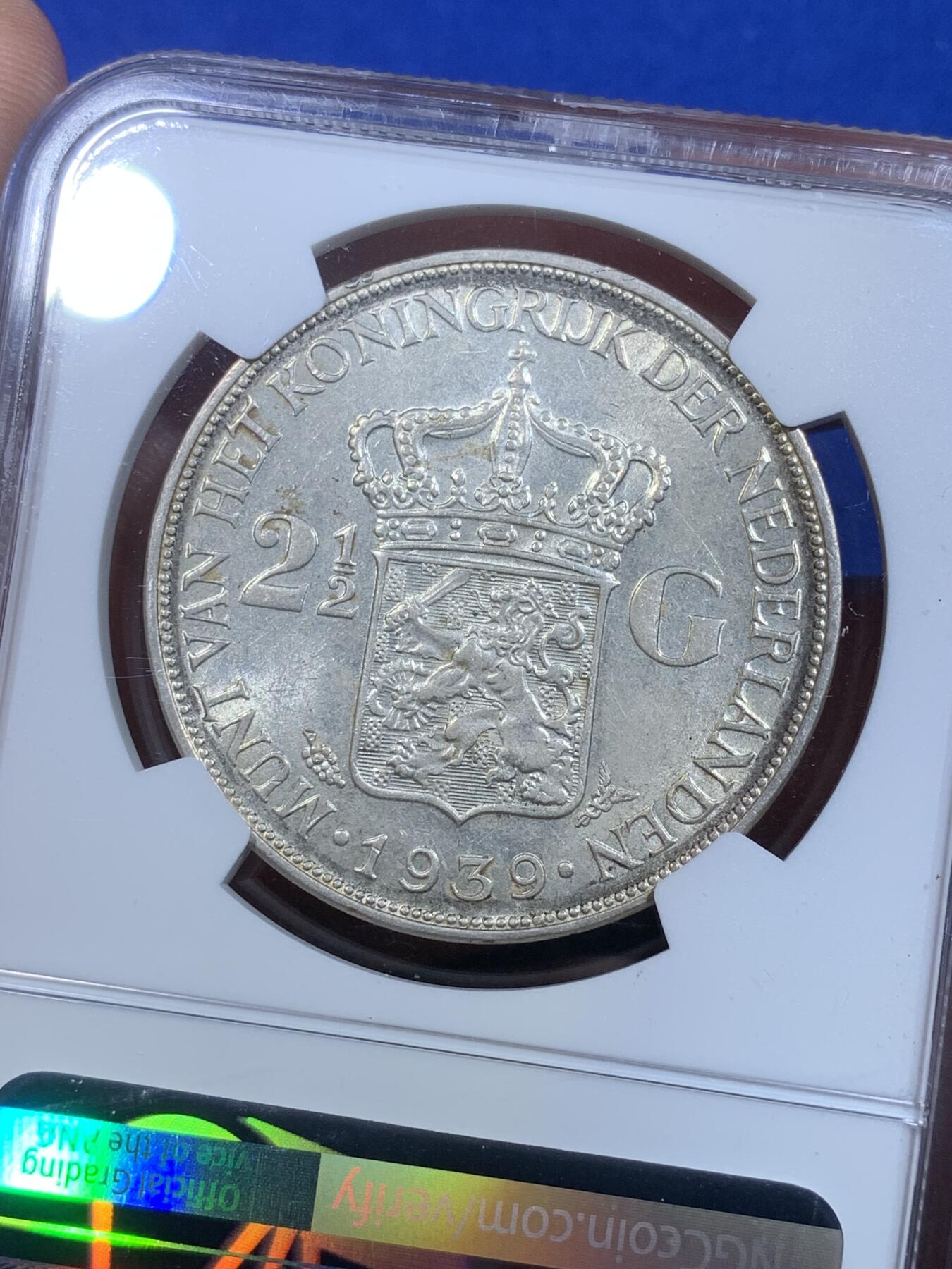 《竞宝斋》第269场- 周日，周一，周二  3场连拍 （全场包邮） NGC AU58 荷兰1939年女王威廉米娜2.5盾银币