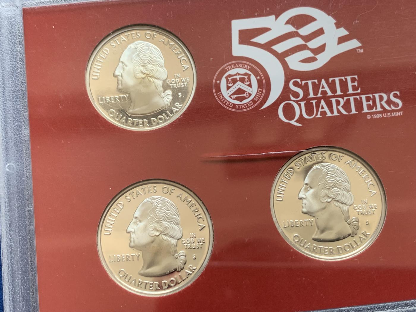 《竞宝斋》第270场- 周日，周一，周二  3场连拍 （全场包邮） 美国2006年精制银币 5枚套 盒子有裂