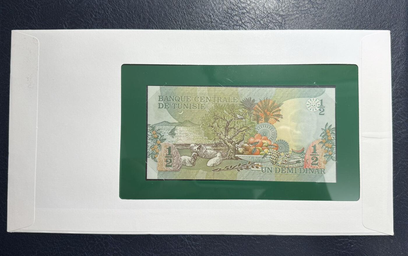 收藏联盟Quantum Auction 第347期拍卖  突尼斯1973年1/2第纳尔和牙买加1982年1元富兰克林邮币封 品相UNC 