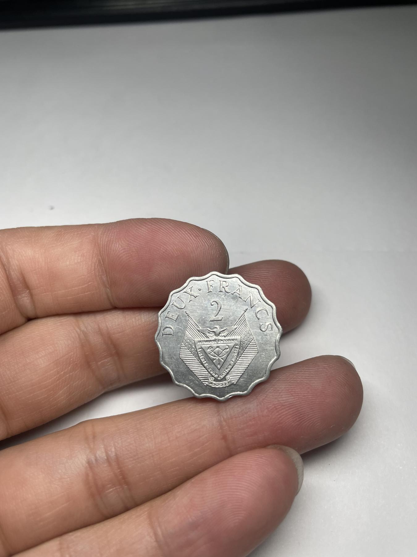 2024年集古藏今外币拍卖第七期-第5场—（总第65拍） 1970年卢旺达2法郎