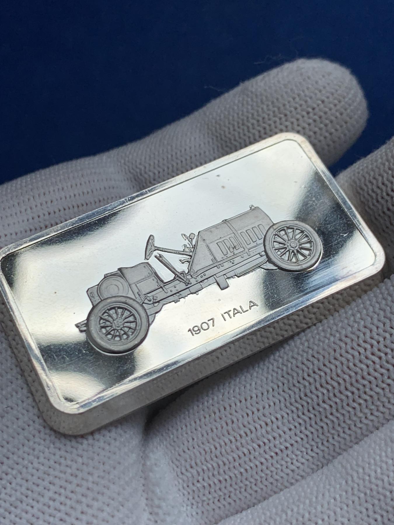 《竞宝斋》第270场- 周日，周一，周二  3场连拍 （全场包邮） 1907款意大利老爷车伊塔拉银砖 925银 68.8g的大家伙手感十足 百年老物件保存完好 镜面超好