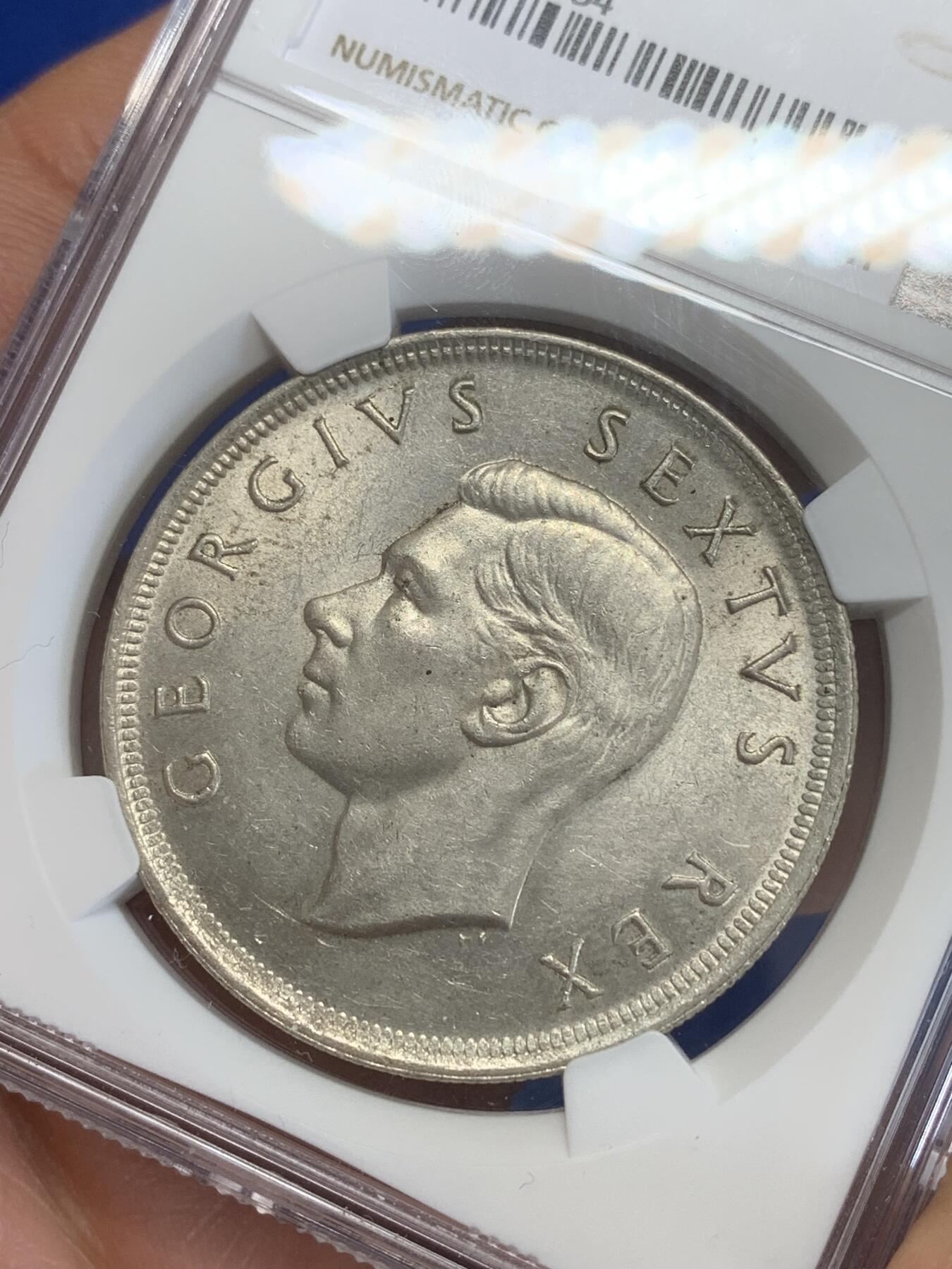 《竞宝斋》第270场- 周日，周一，周二  3场连拍 （全场包邮） NGC MS62 南非1952年乔六开普敦创立纪念5先令大银币 底光不错