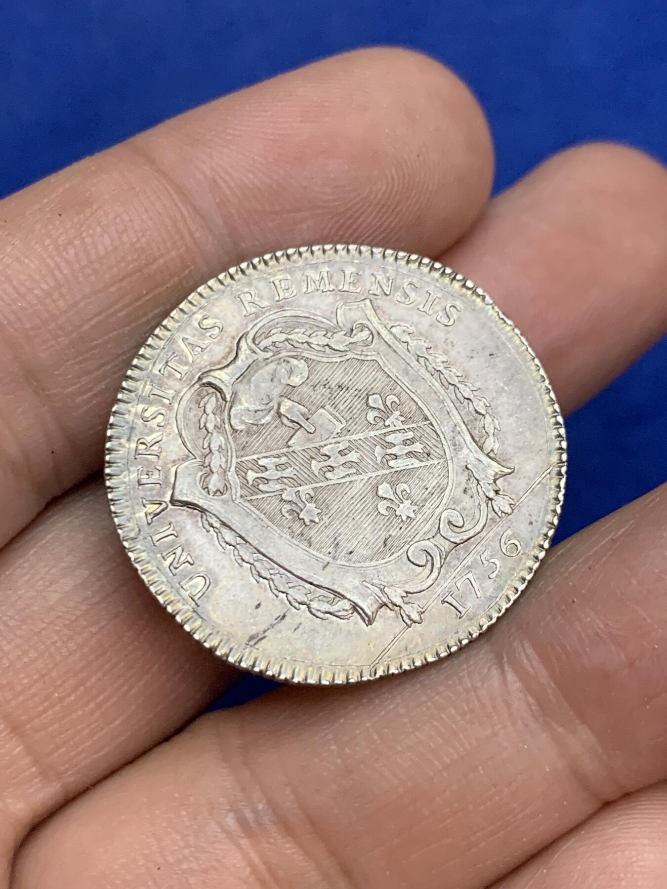 《竞宝斋》第271场-八角与章专场 周日，周一，周二  3场连拍 （全场包邮） 法国 1756年 洛林的查理三世 圆形银质代币 29.2mm 9.7克