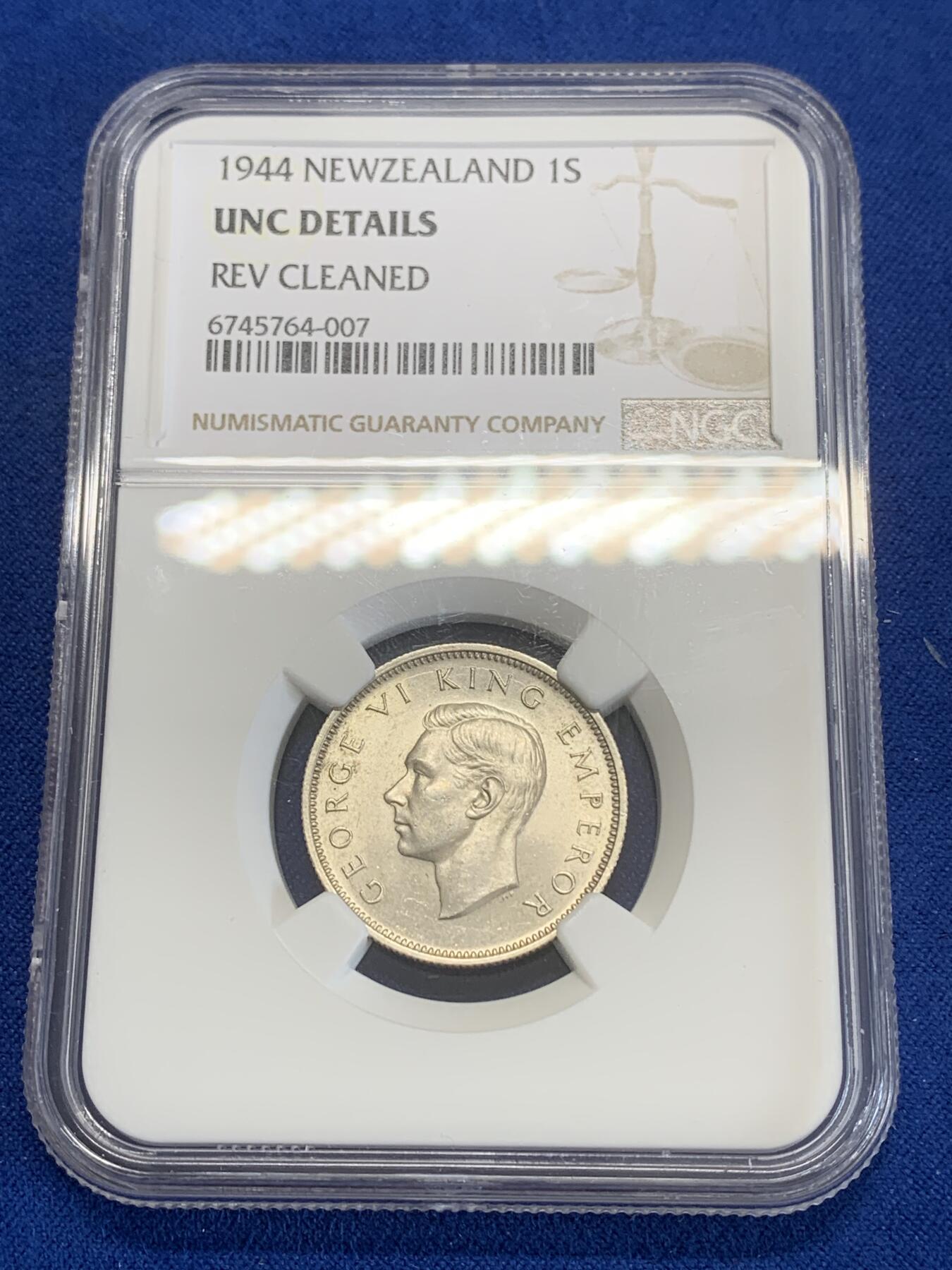 《竞宝斋》第270场- 周日，周一，周二  3场连拍 （全场包邮） NGC UNCD英属新西兰1944年1先令银币