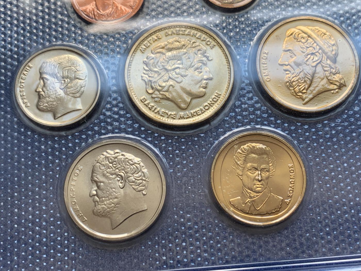 《竞宝斋》第270场- 周日，周一，周二  3场连拍 （全场包邮） 希腊1993年历史人物稀少官方套册 少见