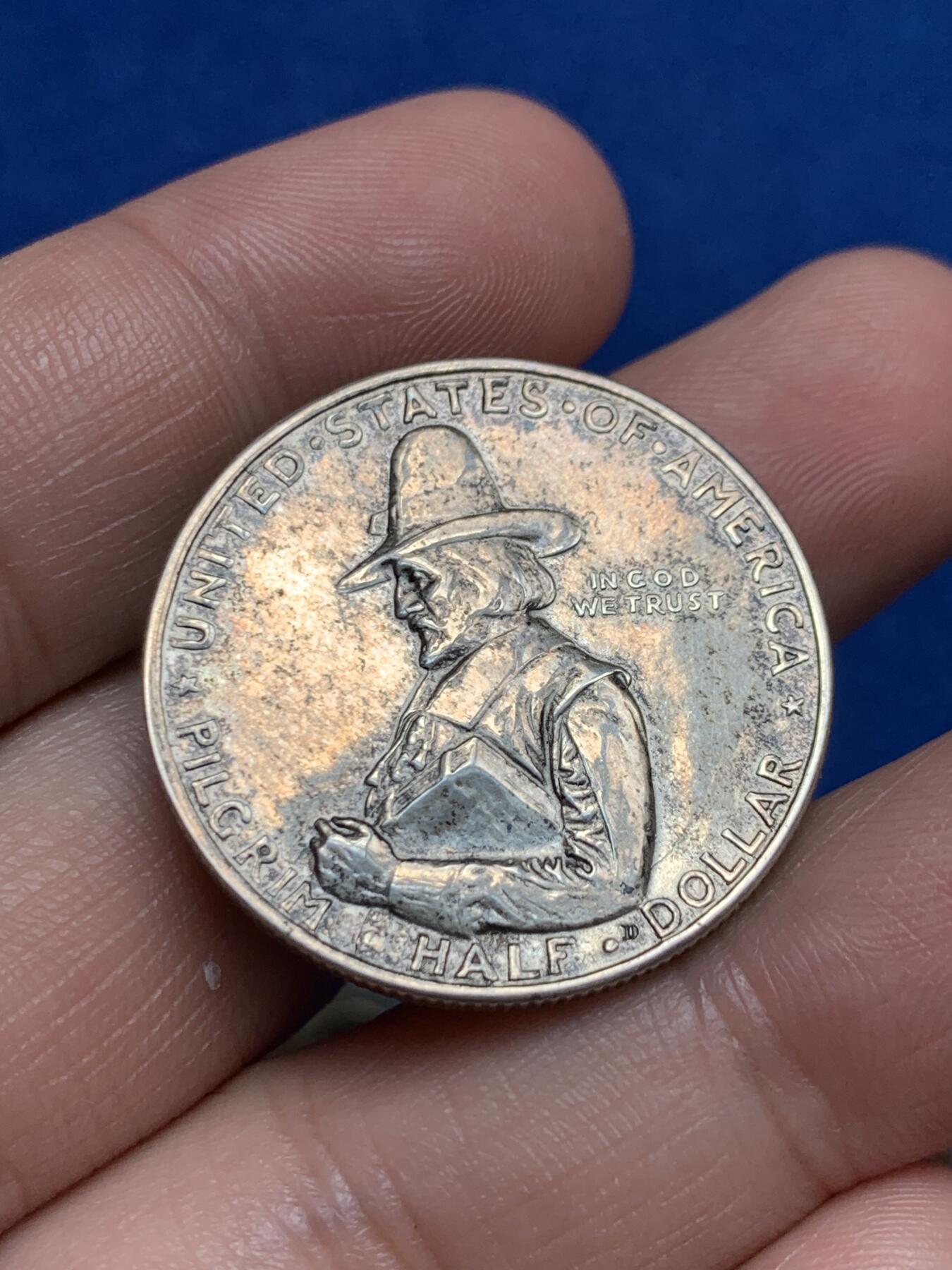 《竞宝斋》第270场- 周日，周一，周二  3场连拍 （全场包邮） 美国1920年清教徒移民半美元纪念银币 经典设计