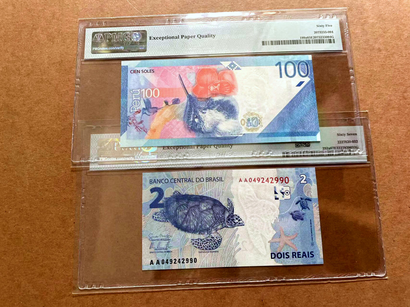 【Blue Auction】✨世界纸币精拍第479期【精】 【一组2张 AA冠】巴西 2010年2瑞斯 PMG67EPQ&秘鲁 2019年100索尔 PMG65EPQ 