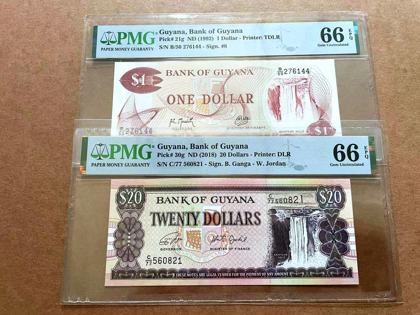 【Blue Auction】✨世界纸币精拍第479期【精】 【一组2张】圭亚那 1992-2018年1-20元 PMG66EPQ 