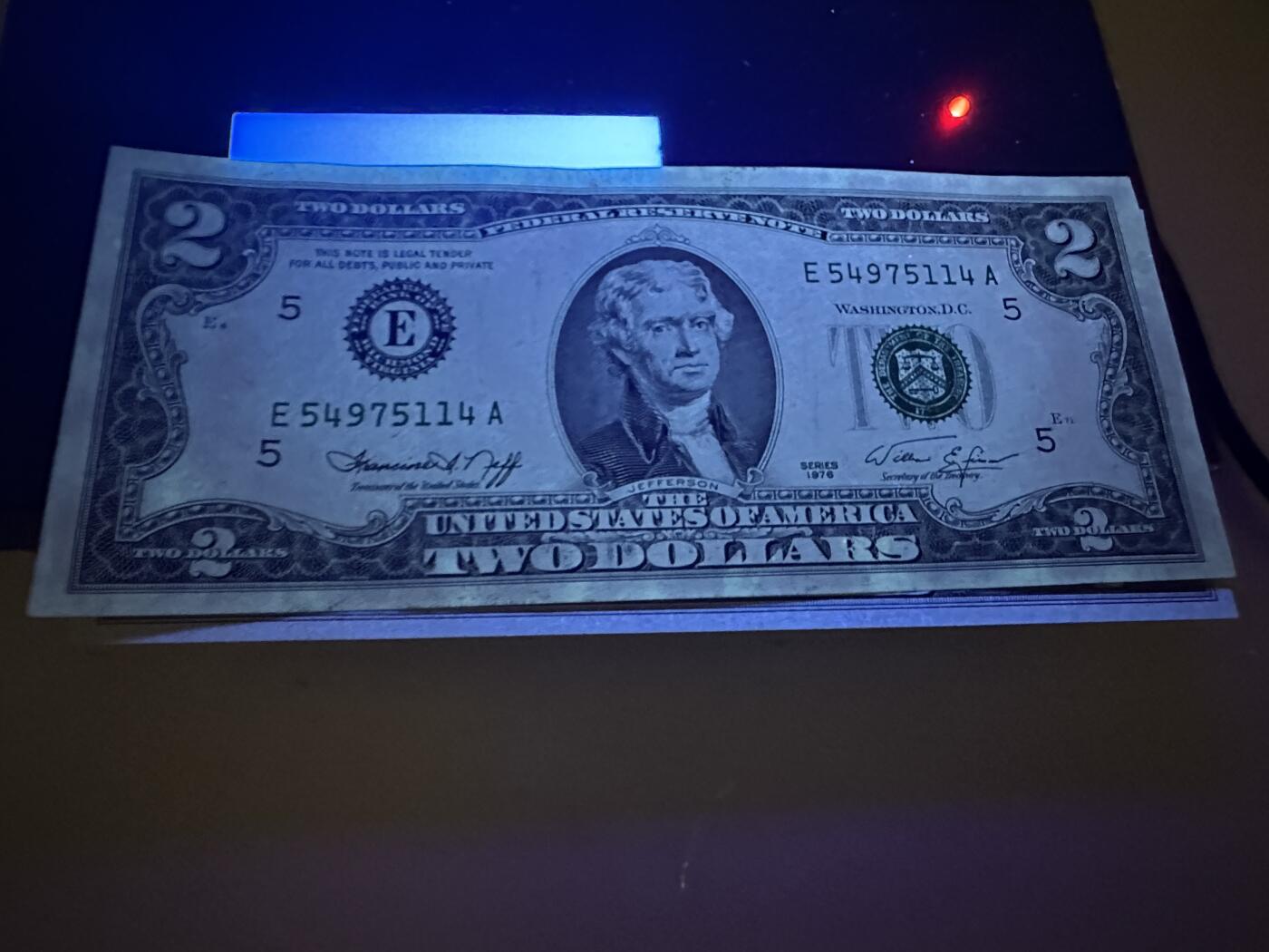 《外钞收藏家》第三百七十九期（连拍第一场） 政府券1963年2美元 全新+联邦储备券1876年2美元UNC- 两张一起