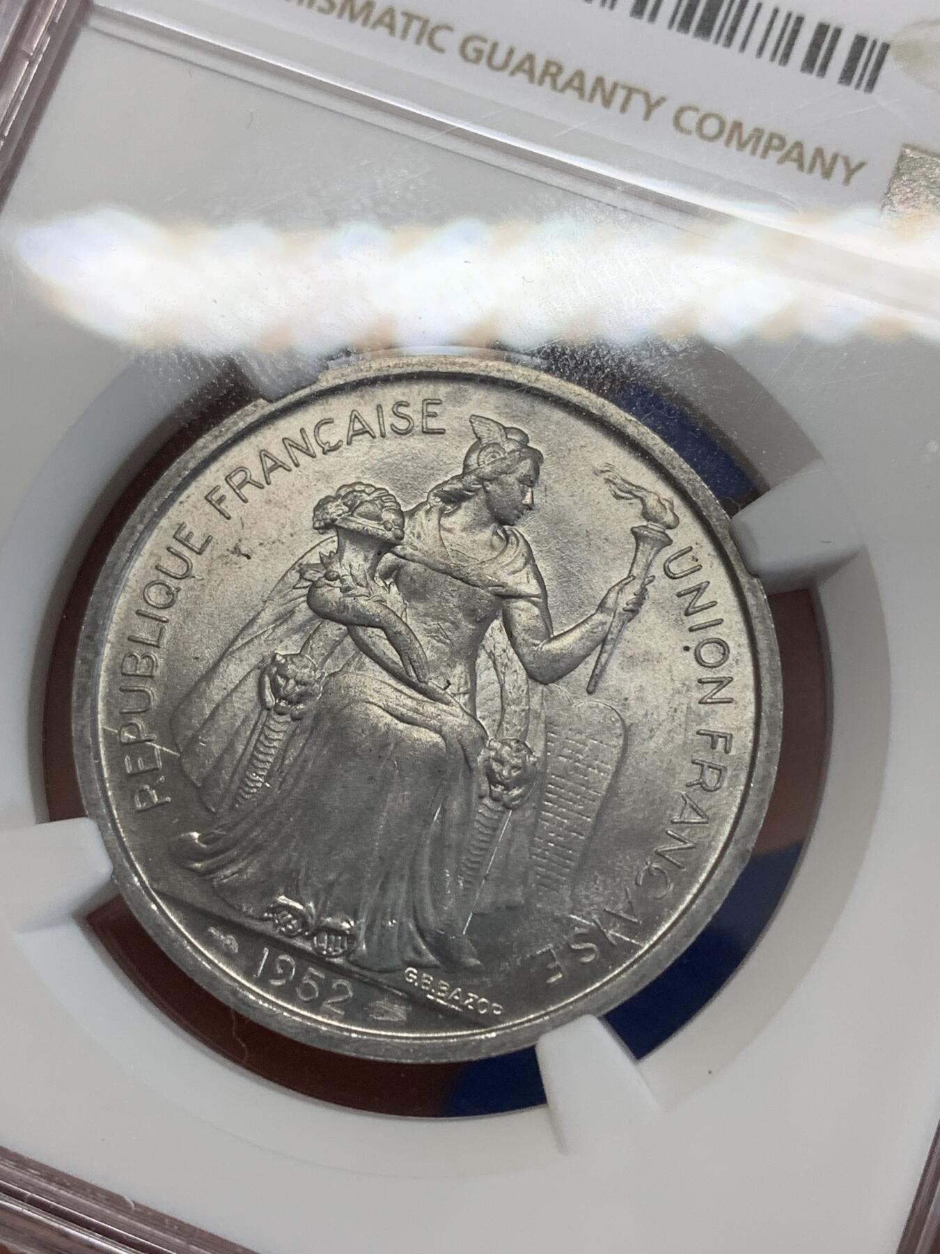 《竞宝斋》第270场- 周日，周一，周二  3场连拍 （全场包邮） NGC MS64 法属新喀里多尼亚1952年5法郎铝币