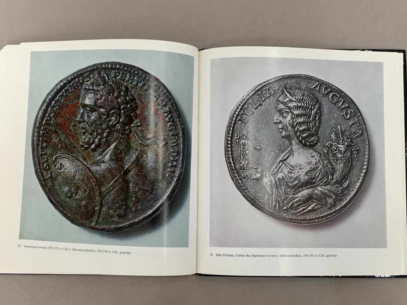 《竞宝斋》第270场- 周日，周一，周二  3场连拍 （全场包邮） 古罗马钱币目录&著作3本