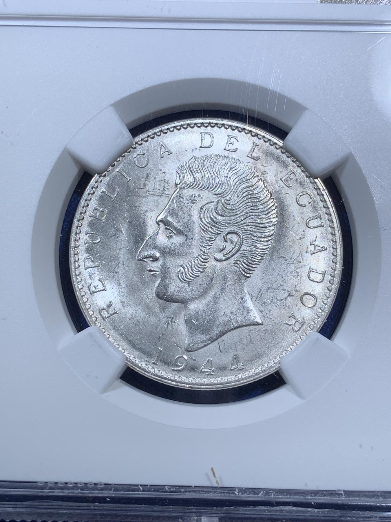 《竞宝斋》第270场- 周日，周一，周二  3场连拍 （全场包邮） NGC MS62 厄瓜多尔1944年2苏克雷银币 少见面值