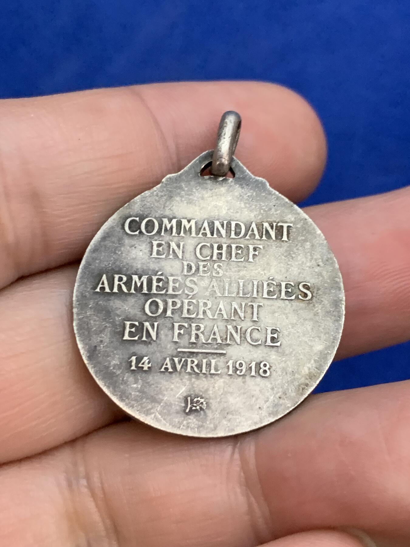 《竞宝斋》第271场-八角与章专场 周日，周一，周二  3场连拍 （全场包邮） 法国 1918 一战 福熙元帅 纪念银章 950银 少见 8.49克 28mm