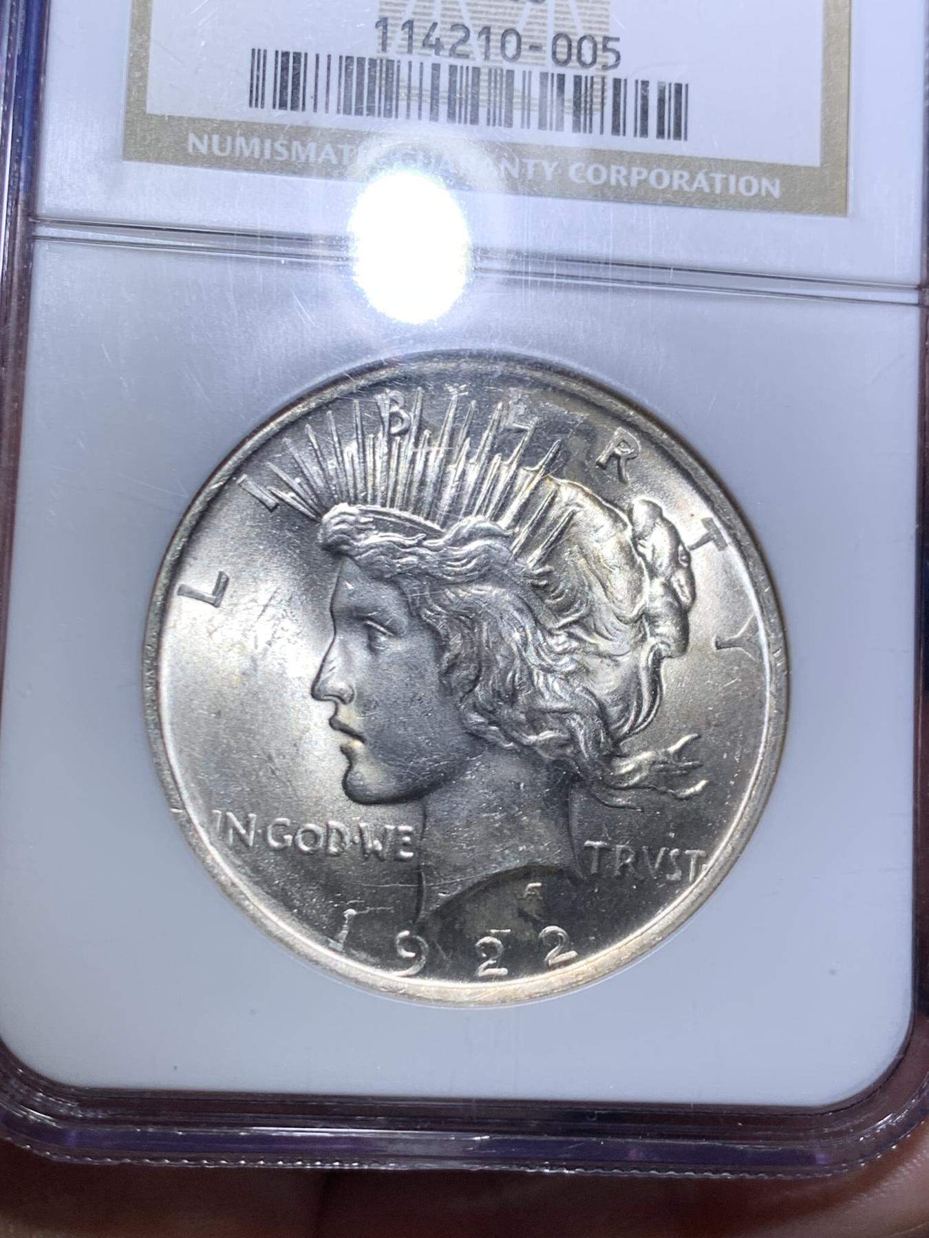 《竞宝斋》第270场- 周日，周一，周二  3场连拍 （全场包邮） NGC MS63 美国1922年和平鸽1美元银币