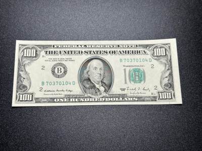 《外钞收藏家》第三百七十期（美洲纸币+其他） - 1988年美国100美元 全新 边上有极轻微不明显潮的反应