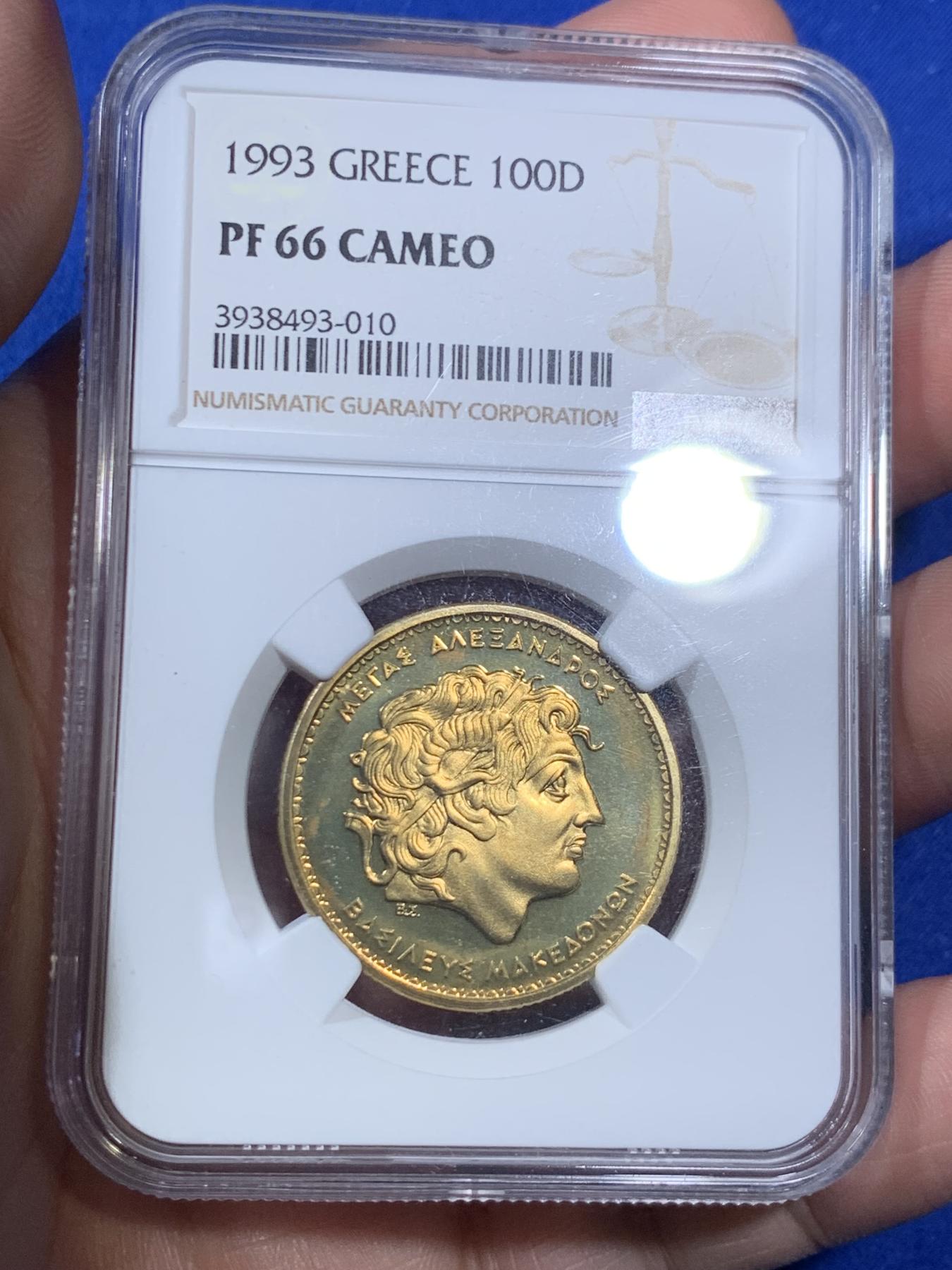 《竞宝斋》第270场- 周日，周一，周二  3场连拍 （全场包邮） 7枚一组 NGC 希腊1993年历史人物精制套币，此套是唯一精制年份，较少见，且装祯册多为养化较重，此套精选送评，高分不易。