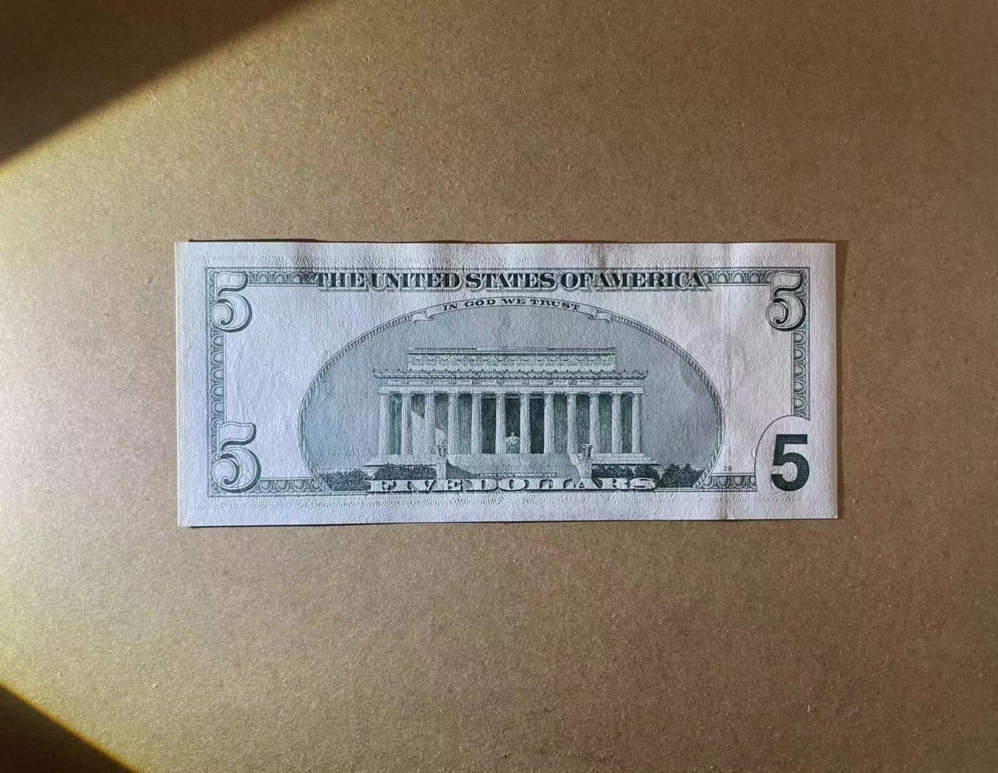 【Blue Auction】✨世界纸币精拍第479期【精】 【一组2张 无47】美国 1995/2003年大小头版5美金 全新UNC