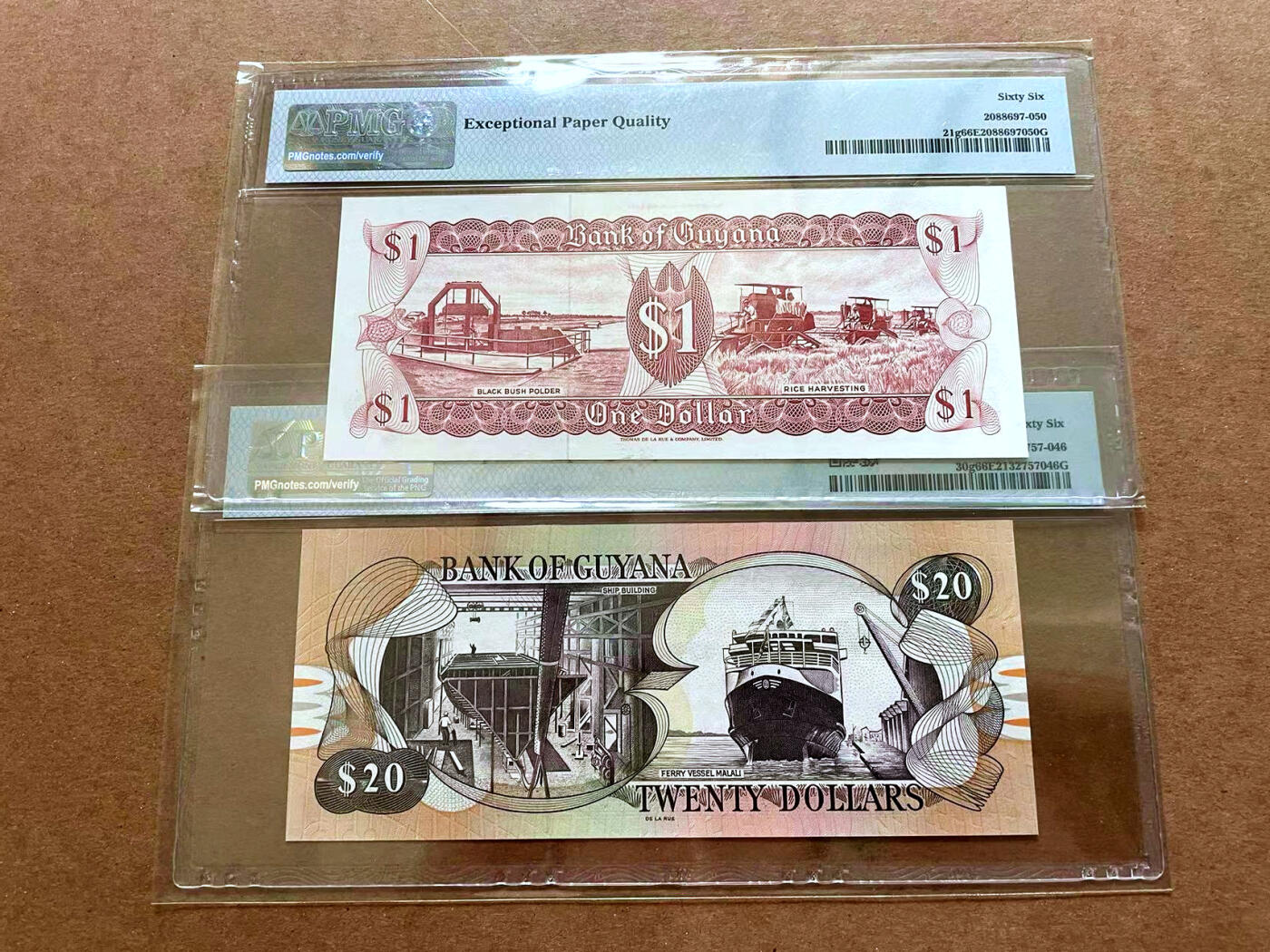 【Blue Auction】✨世界纸币精拍第479期【精】 【一组2张】圭亚那 1992-2018年1-20元 PMG66EPQ 