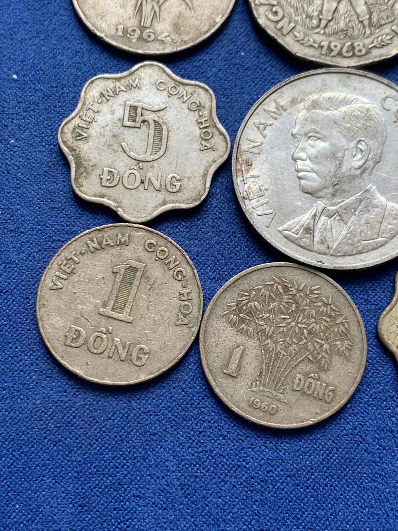 《竞宝斋》第270场- 周日，周一，周二  3场连拍 （全场包邮） 9枚一组 越南裸币 细节见图