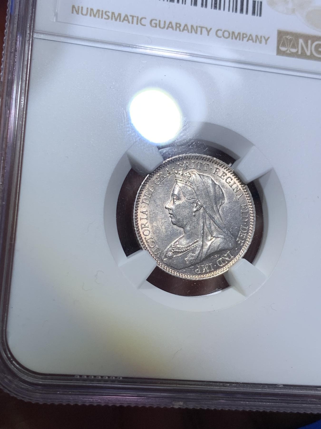 《竞宝斋》第270场- 周日，周一，周二  3场连拍 （全场包邮） NGC UNCD 英国 1893年 维多利亚 批纱版 6便士 银币