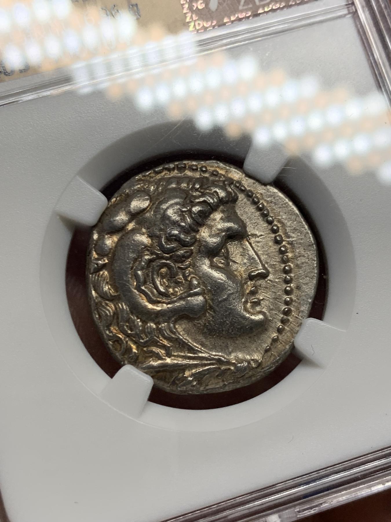 《竞宝斋》第270场- 周日，周一，周二  3场连拍 （全场包邮） 奈斯评级 AU 古希腊亚历山大大帝4德大银币 极品品相原光 打制居中高点齐全艺术性好 观感极佳 稀少的塞琉古一世铸造