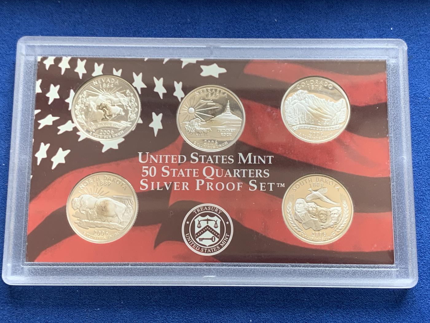 《竞宝斋》第270场- 周日，周一，周二  3场连拍 （全场包邮） 美国2006年精制银币 5枚套 盒子有裂