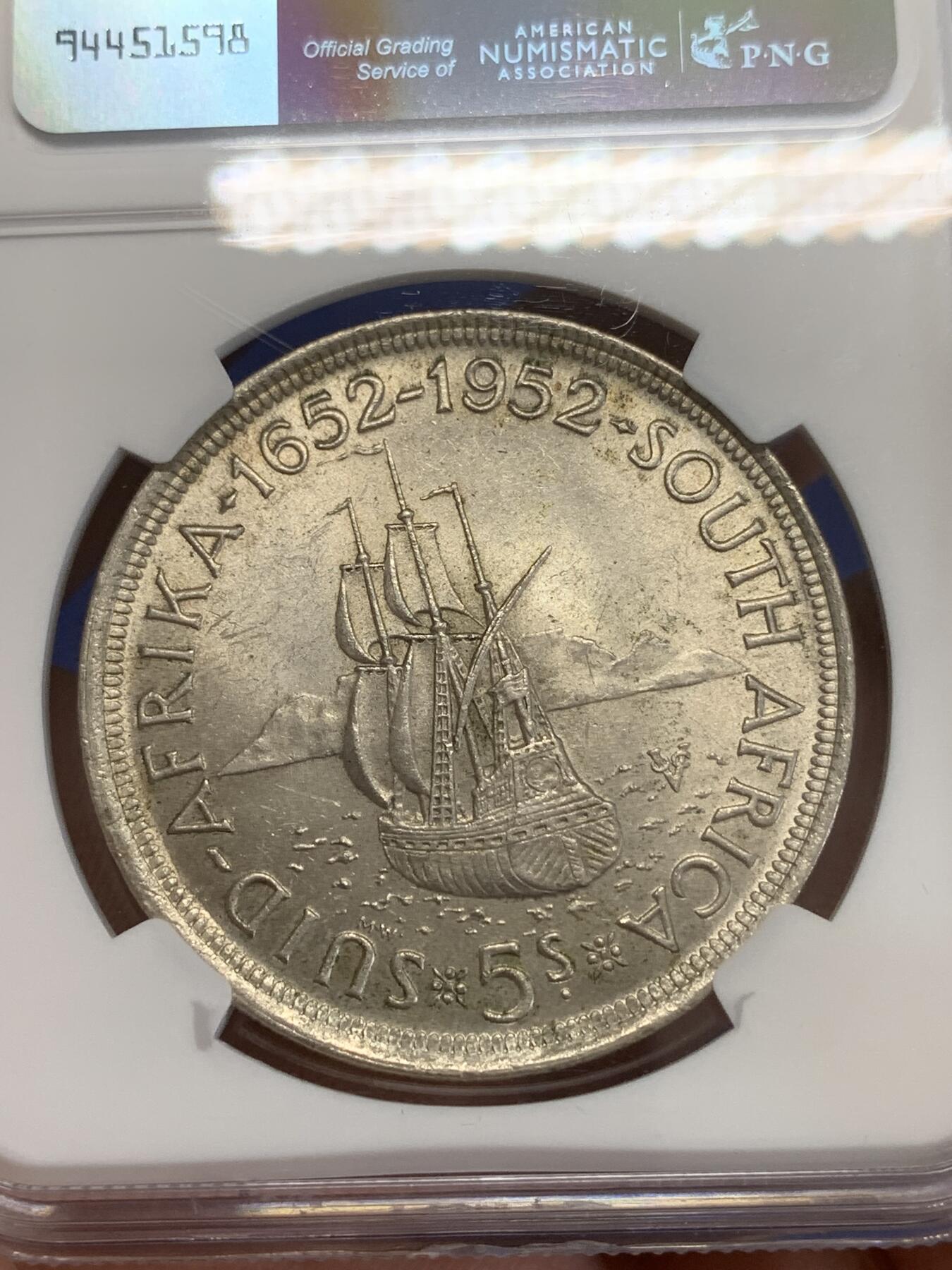 《竞宝斋》第270场- 周日，周一，周二  3场连拍 （全场包邮） NGC MS62 南非1952年乔六开普敦创立纪念5先令大银币 底光不错