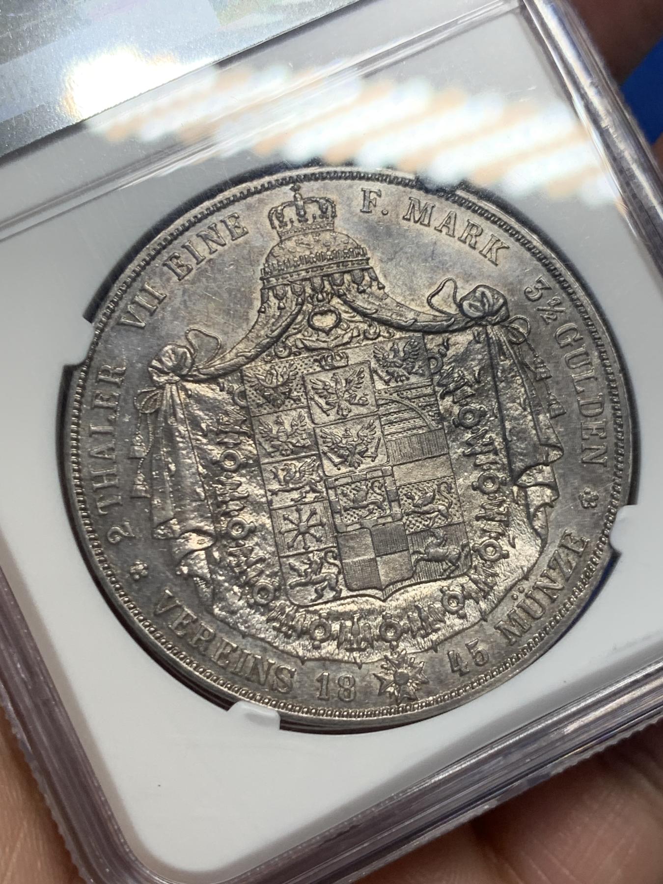 《竞宝斋》第270场- 周日，周一，周二  3场连拍 （全场包邮） NGC AU58 普鲁士 1854年 洋葱头大窗帘 2泰勒银币 37克大银币 细节好 底板光度也好