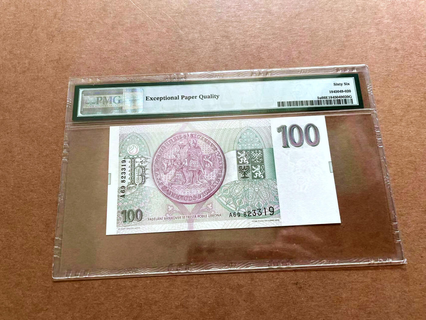 【Blue Auction】✨世界纸币精拍第479期【精】 【A冠无47】捷克 1993年100克朗 PMG66EPQ 