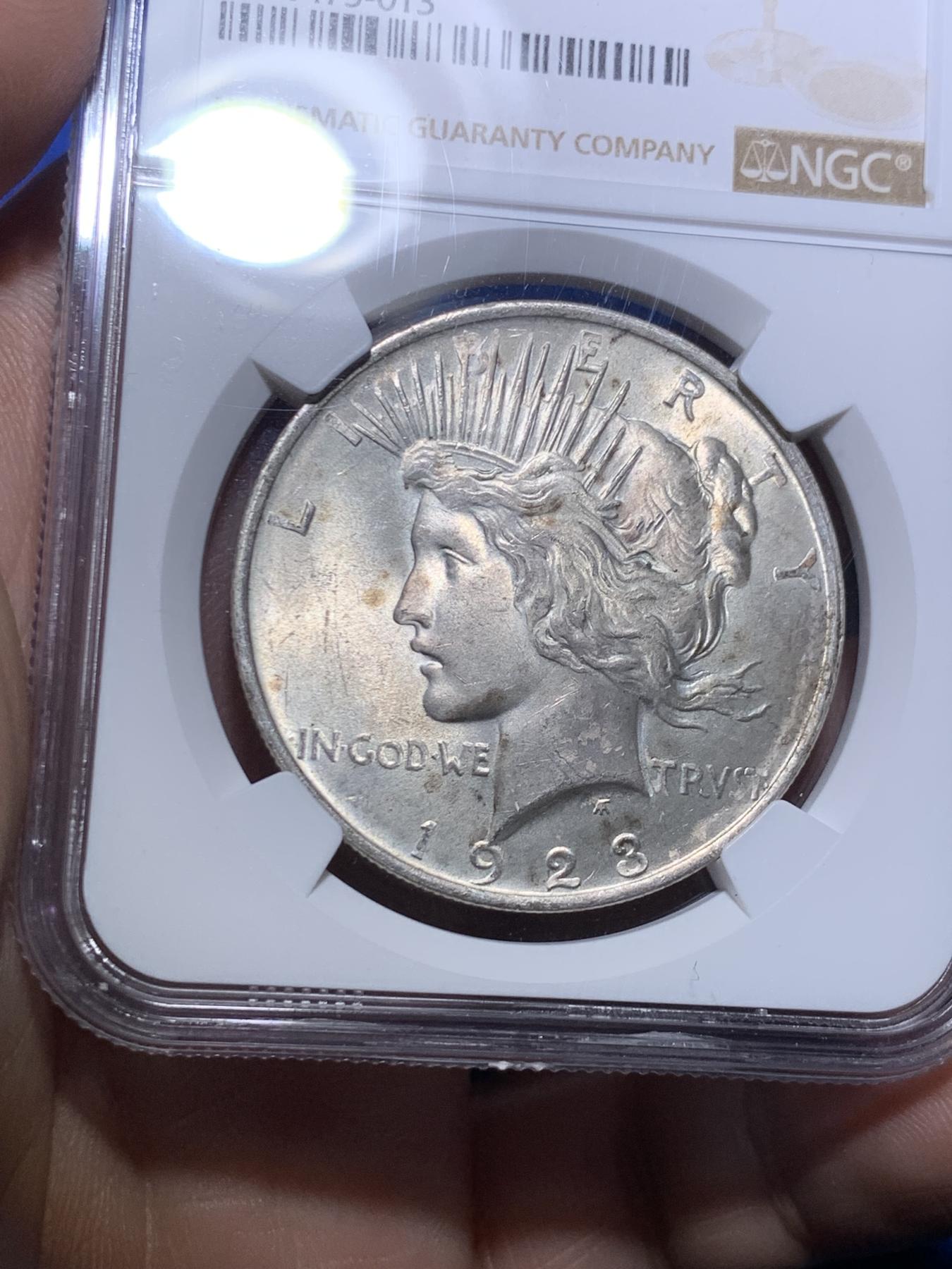 《竞宝斋》第270场- 周日，周一，周二  3场连拍 （全场包邮） NGC MS62+  美国1923年和平鸽大银币