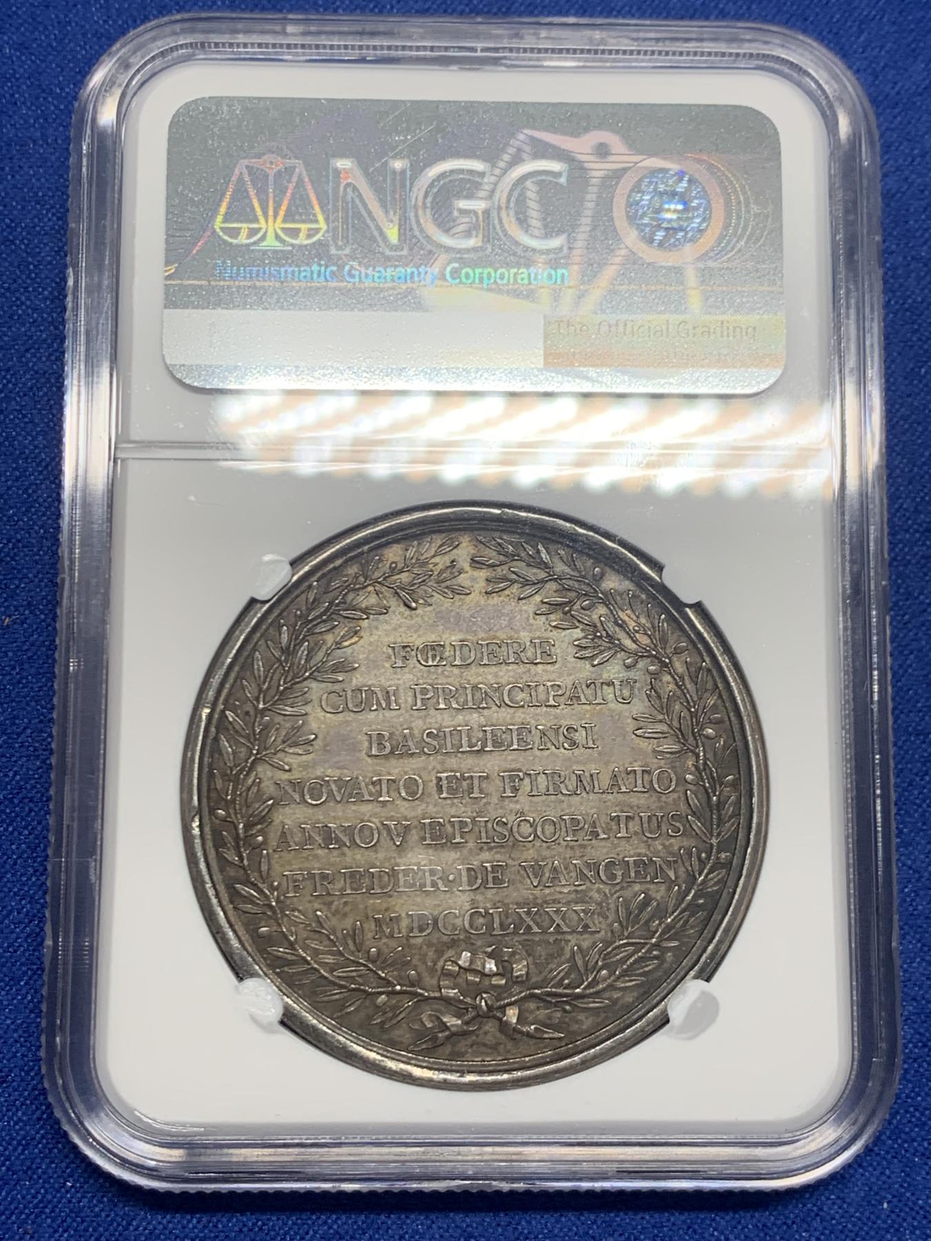 《竞宝斋》第270场- 周日，周一，周二  3场连拍 （全场包邮） NGC MS61 1780年法国路易十六原铸大银章  稀少品种 纪念法国和瑞士巴塞尔公国联盟 Droz雕刻大师 炫黑老包浆