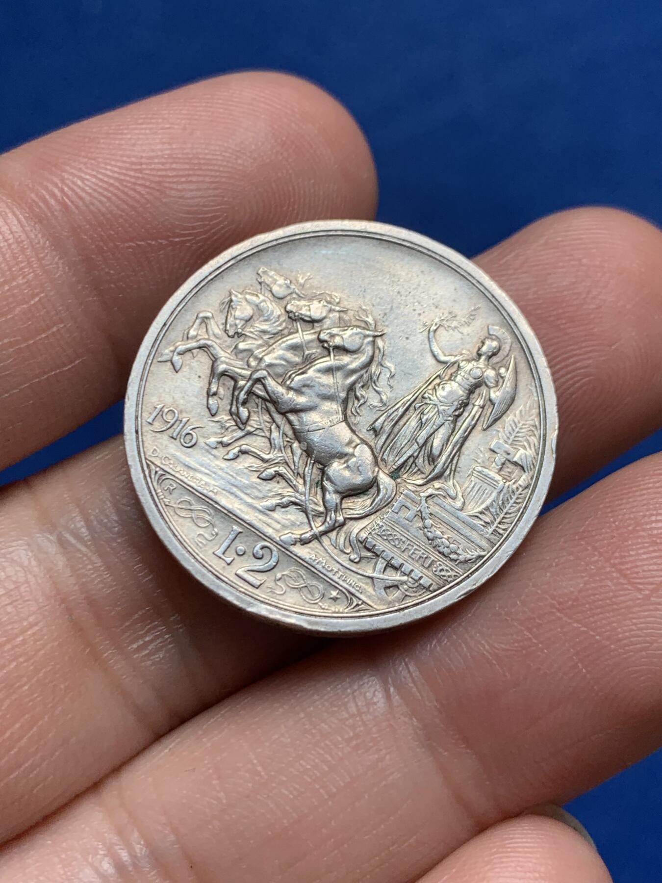 《竞宝斋》第270场- 周日，周一，周二  3场连拍 （全场包邮） 意大利1916年马车2里拉银币