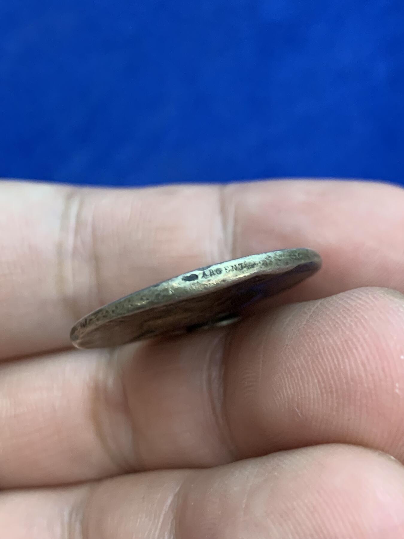 《竞宝斋》第271场-八角与章专场 周日，周一，周二  3场连拍 （全场包邮） 法国 玛丽安娜 银质奖章 950银 9.44克 25.9mm