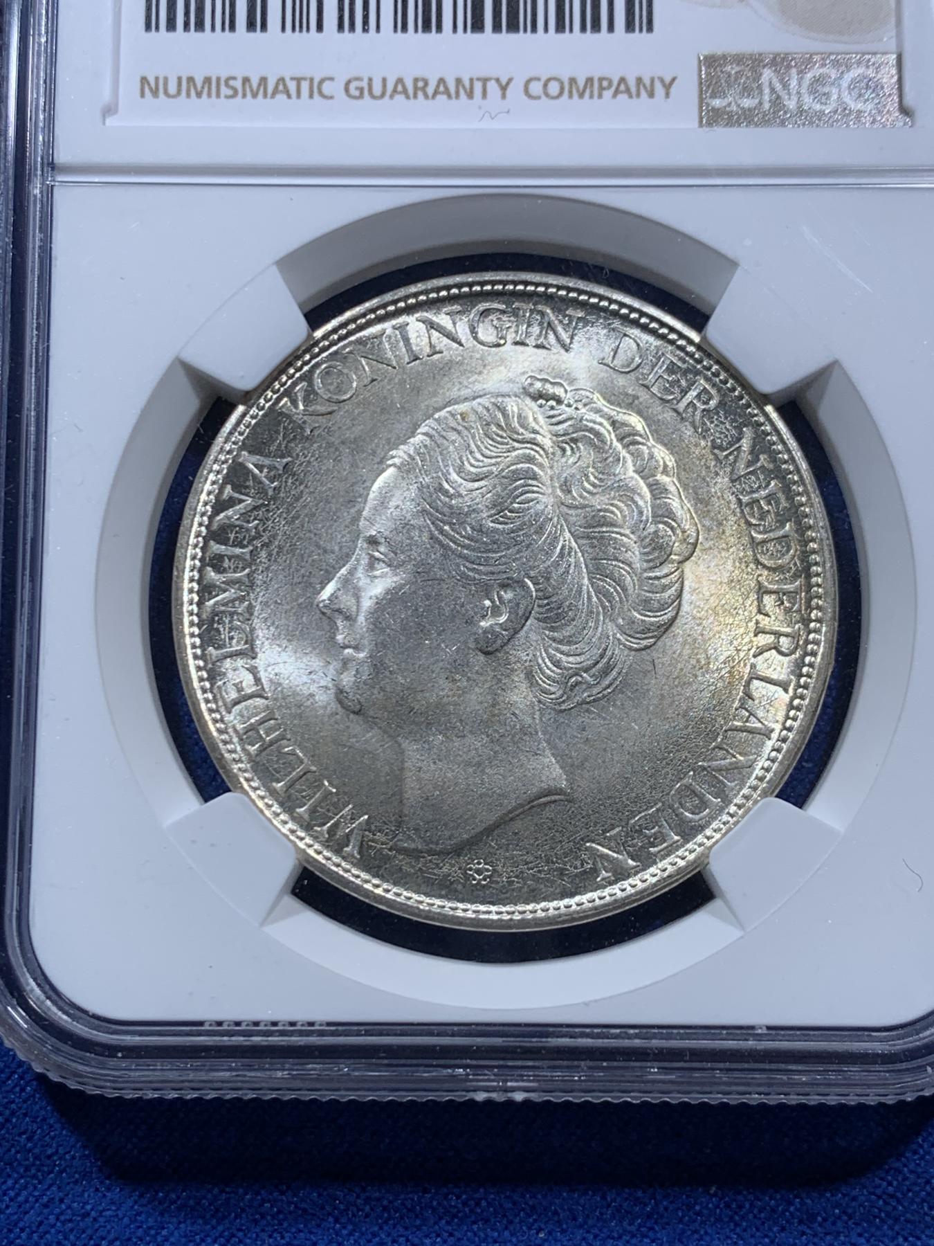 《竞宝斋》第270场- 周日，周一，周二  3场连拍 （全场包邮） NGC MS63 荷属东印度1943年D版威廉明娜2.5盾银币 难得高分 仅发行1943 原汁原味老包浆 包浆醇厚 获得更高的评分数目才区区39枚