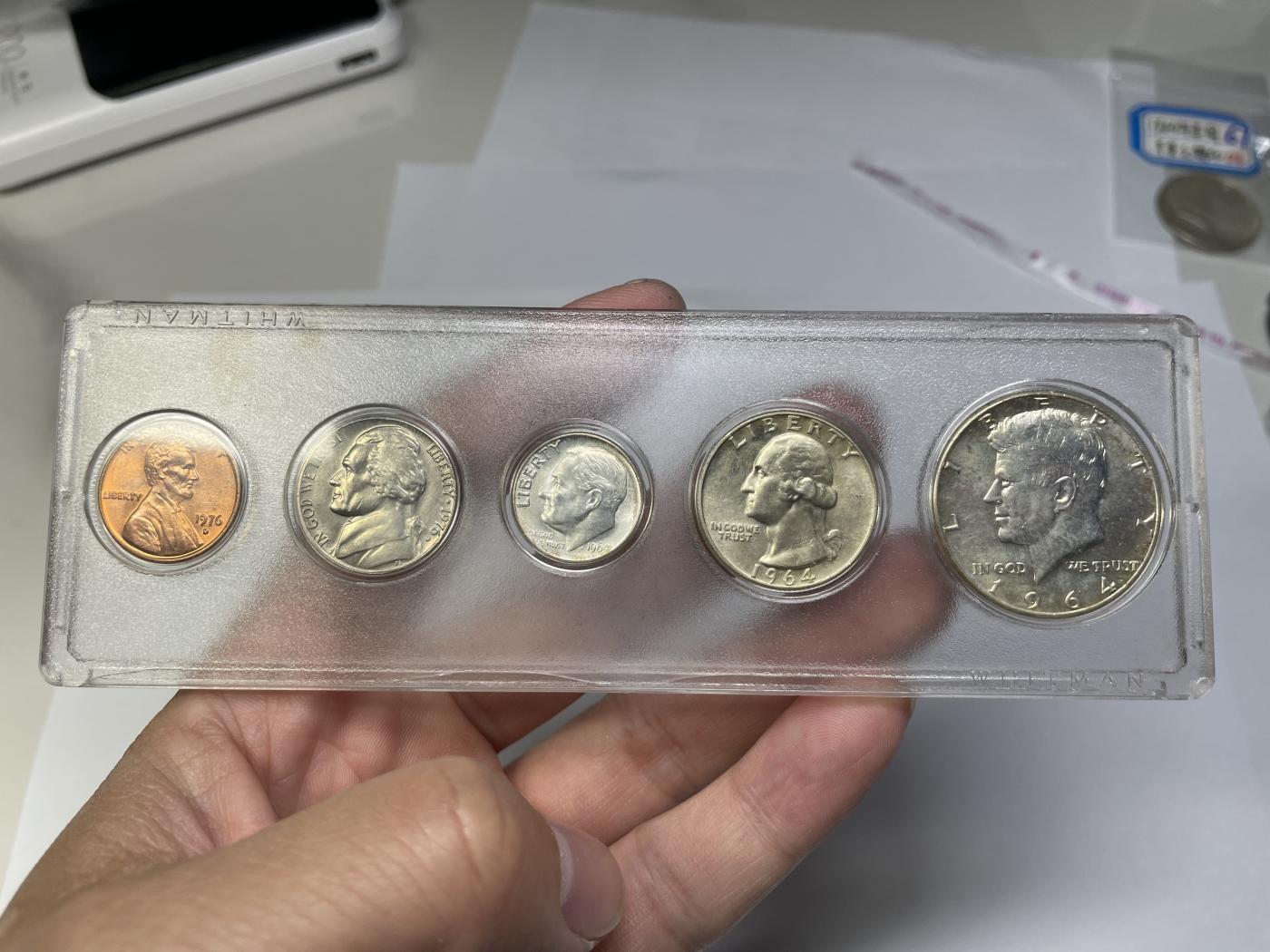 2024年集古藏今外币拍卖第七期-第7场—（总第67拍）为庆祝粉丝即将破百，精选小部分拍品 美国套币一盒含三枚1964年银币