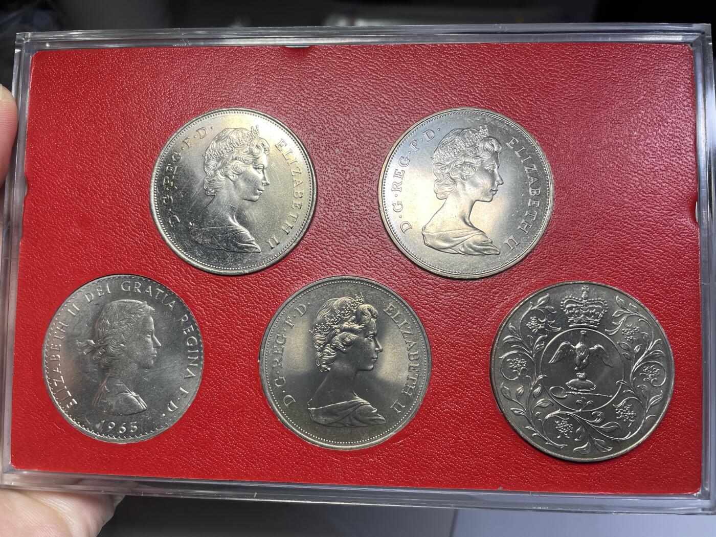 2024年集古藏今外币拍卖第七期-第7场—（总第67拍）为庆祝粉丝即将破百，精选小部分拍品 英国克朗型纪念币一盒5枚