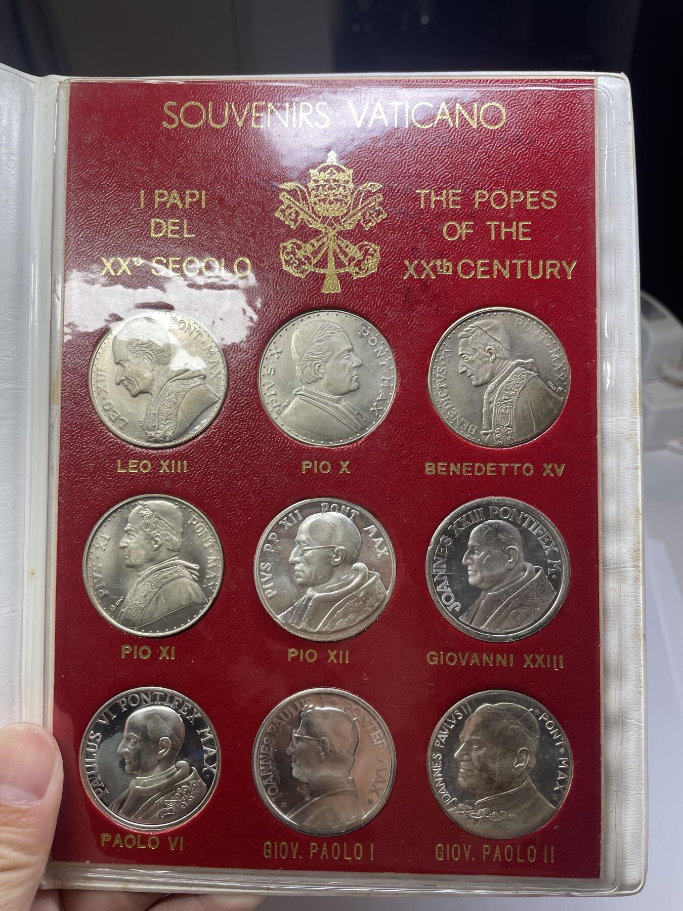 2024年集古藏今外币拍卖第七期-第7场—（总第67拍）为庆祝粉丝即将破百，精选小部分拍品 1986年梵蒂冈12位教皇纪念章，直径35mm