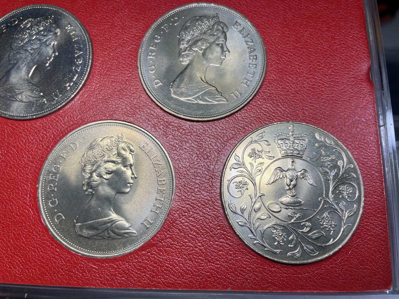 2024年集古藏今外币拍卖第七期-第7场—（总第67拍）为庆祝粉丝即将破百，精选小部分拍品 英国克朗型纪念币一盒5枚