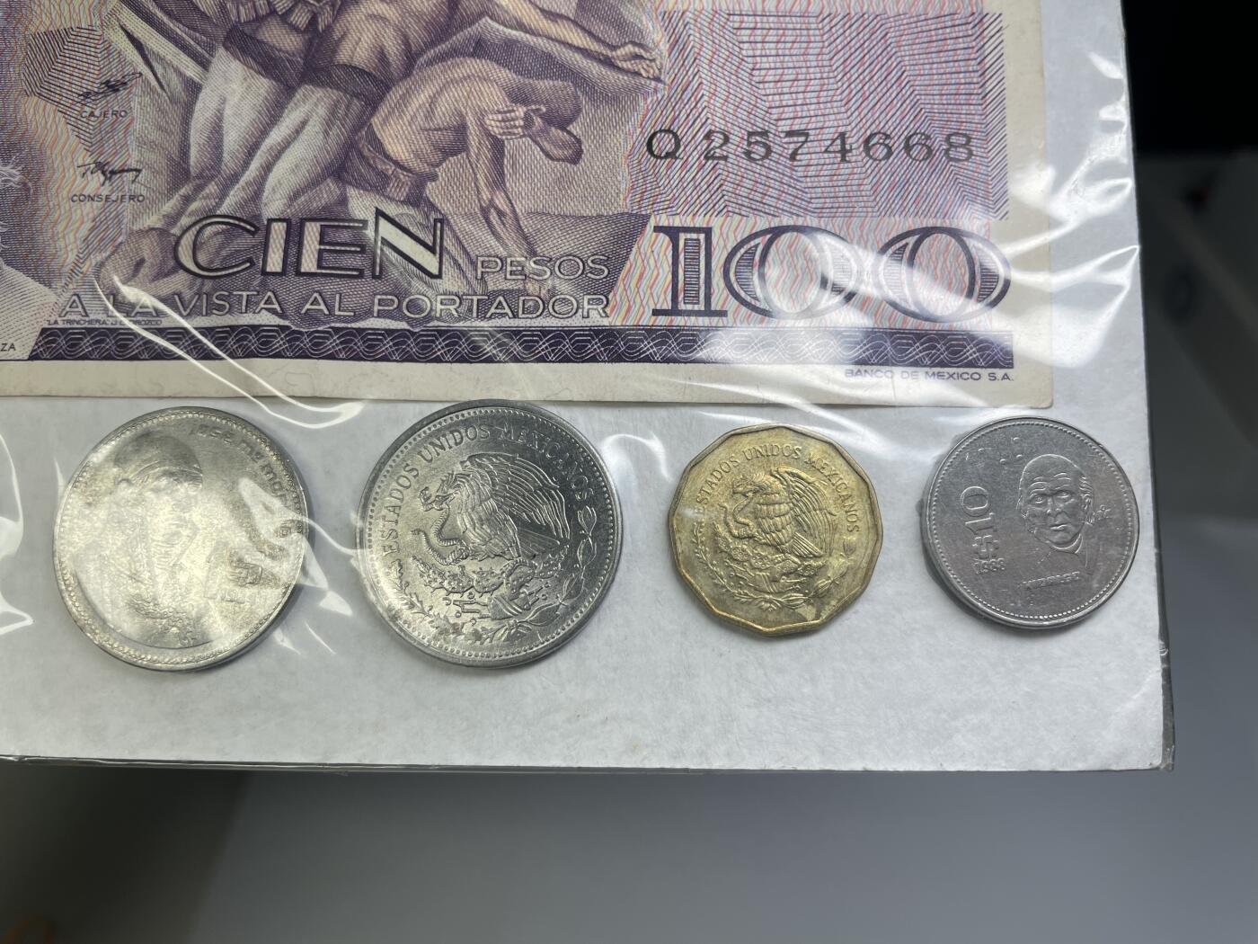 2024年集古藏今外币拍卖第七期-第7场—（总第67拍）为庆祝粉丝即将破百，精选小部分拍品 墨西哥套币一本