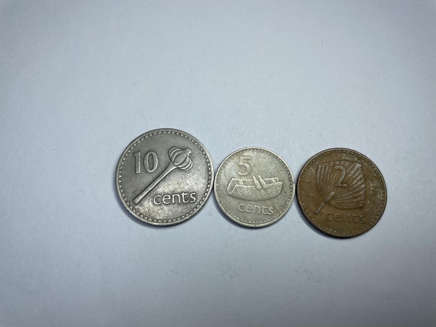 2024年集古藏今外币拍卖第七期-第6场—（总第66拍） 斐济各面值三枚