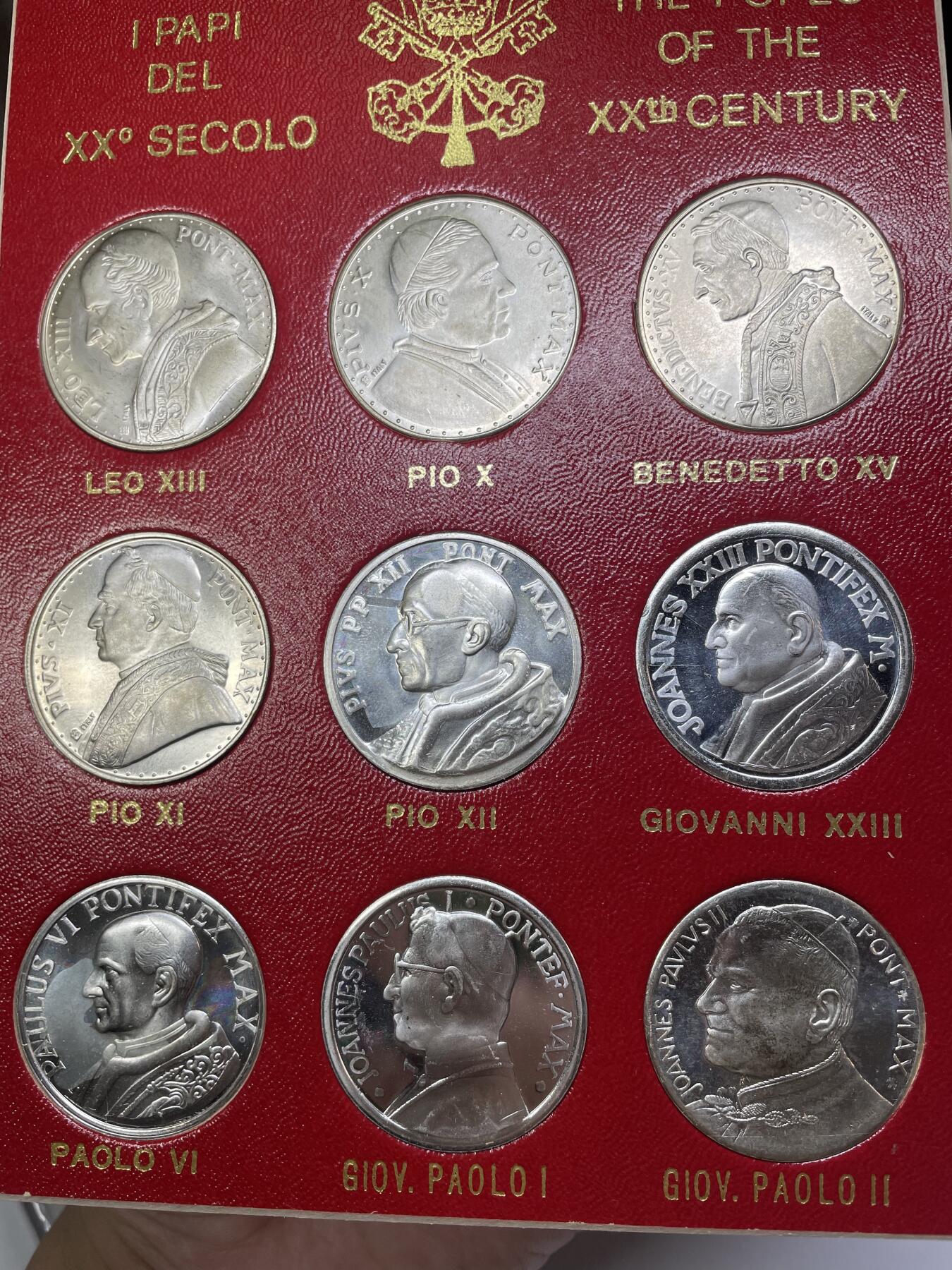 2024年集古藏今外币拍卖第七期-第7场—（总第67拍）为庆祝粉丝即将破百，精选小部分拍品 1986年梵蒂冈12位教皇纪念章，直径35mm