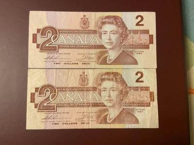 【炜奕收藏】旧钞专场，全场0+1，无最低佣金 - 两张早期加拿大鸟版2元纸币，XF-流通品相