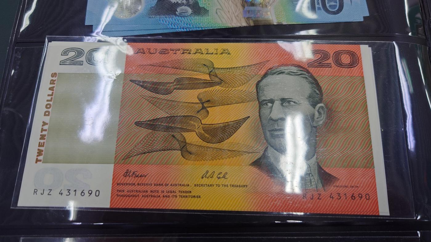 【世界钱币】精选微拍第106期暨2024年第17期  评级裸钞杂烩场 澳大利亚纸币版20元 全新绝品