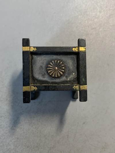 远东徽章小铺第八期5月23日晚上九点结束 - 纯银昭和大礼御赐糖盒