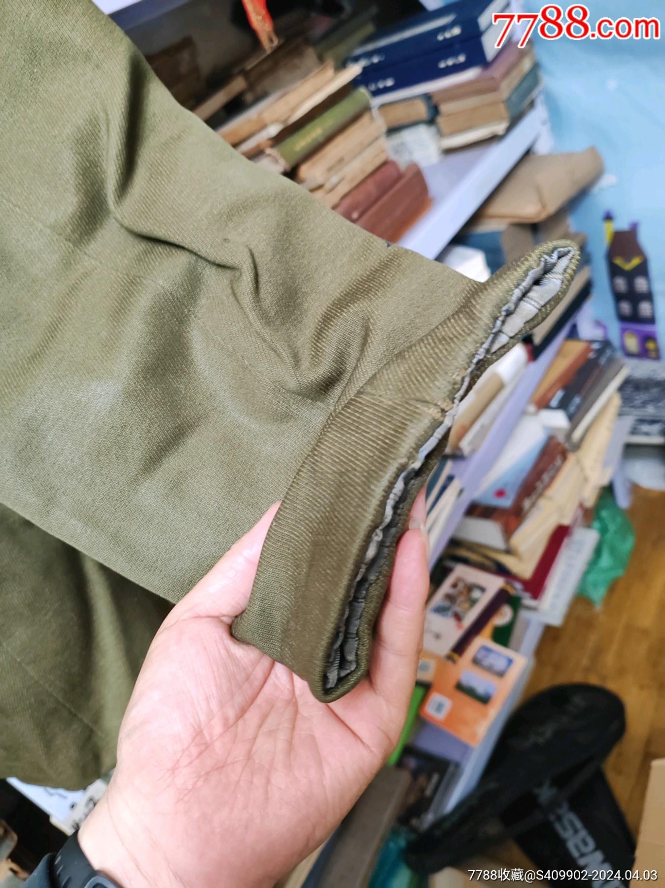 勋章专场 五五式马库尼常服尺寸如图，品相一般，衣长70