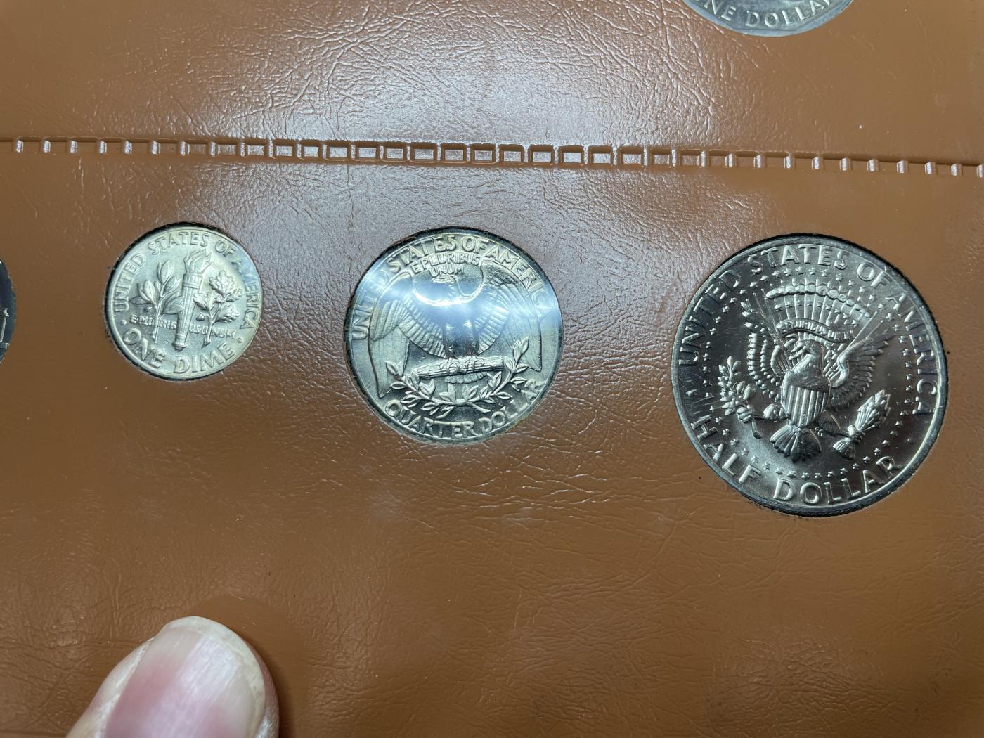 2024年集古藏今外币拍卖第七期-第7场—（总第67拍）为庆祝粉丝即将破百，精选小部分拍品 1974-1979年美国套币一本